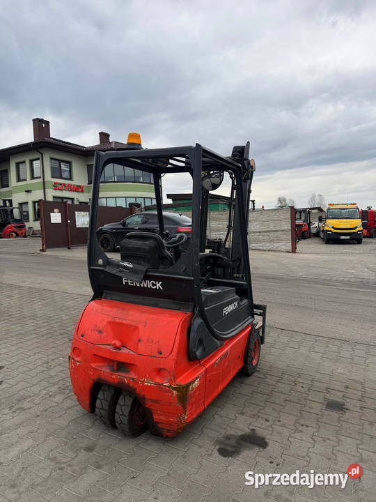 wózek widłowy elektryczny LINDE E16C02 Triplex Działoszyn