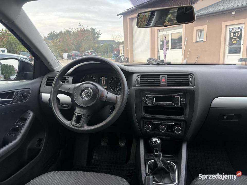 Volkswagen Jetta 16 TDI 105 Polski salon lakier metallic kujawsko-pomorskie Dolna Grupa