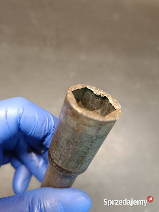 Oś ośka przód szpilka przednia koło części Gołaczewy