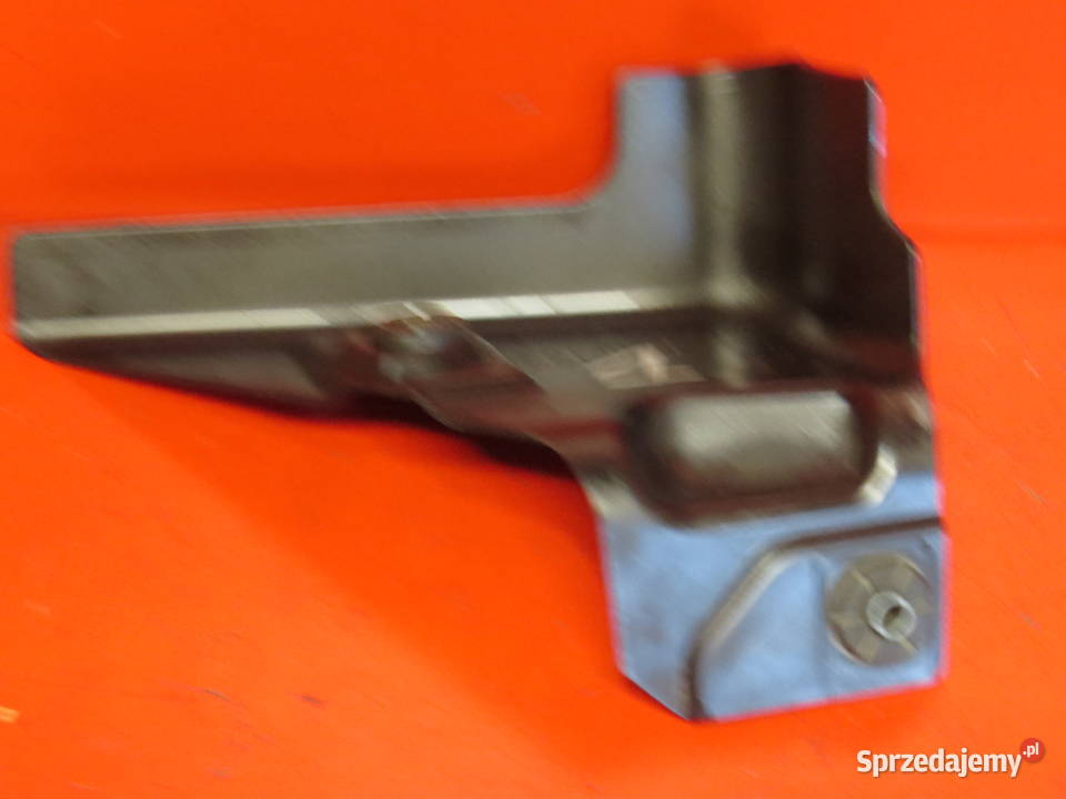 SUZUKI BURGMAN 400 250 07 k7 zaślepka klapka Elementy nadwozia sprzedam