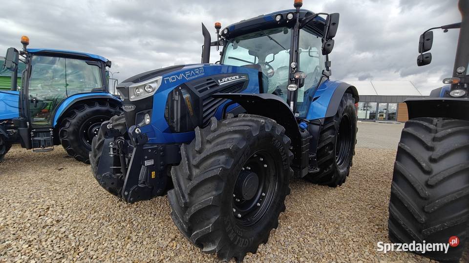 Ciągnik rolniczy LANDINI 7170 RoboSix w Napęd 4x4 Włocławek
