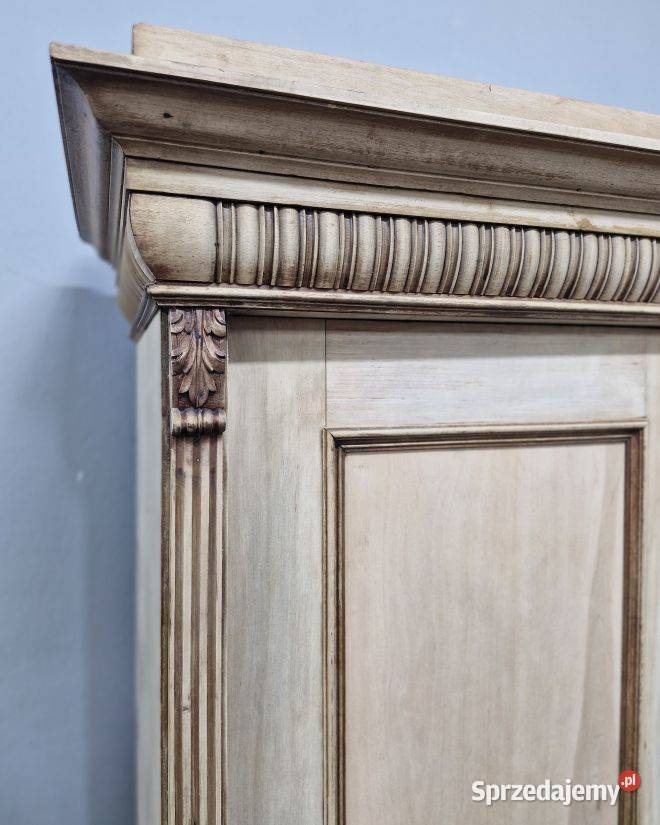 Ładna Szafa Eklektyczna AntykiMarki