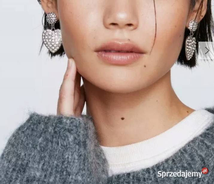 ASOS Bogato zdobione kolczyki z Londynu serca