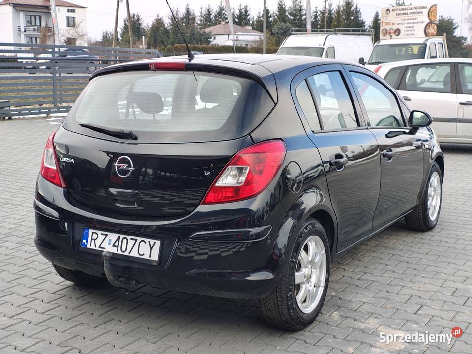 Opel Corsa ZAREJESTROWANY ZIMOWE OPONY elektryczne szyby podkarpackie