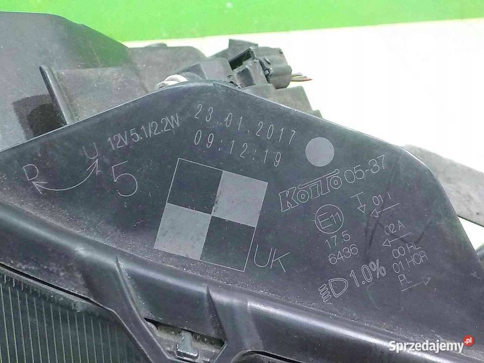 TOYOTA AVENSIS T27 T29 III LIFT II 17r lampa Suków sprzedam