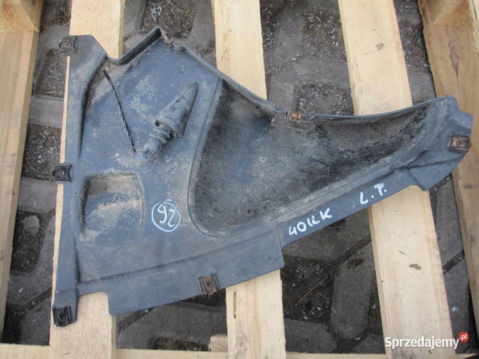 BMW F31 18 D 12r trójkąt nadkola lewy przód