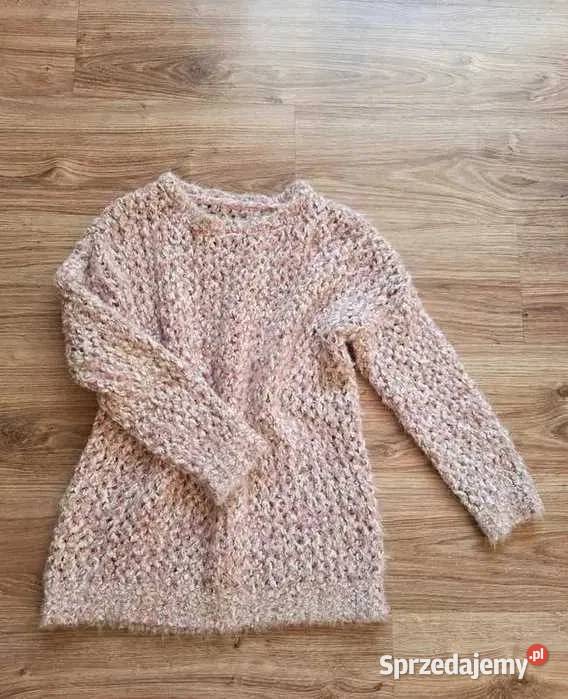 Śliczny różowy ciepły sweterek ze srebrną nitką Kraków