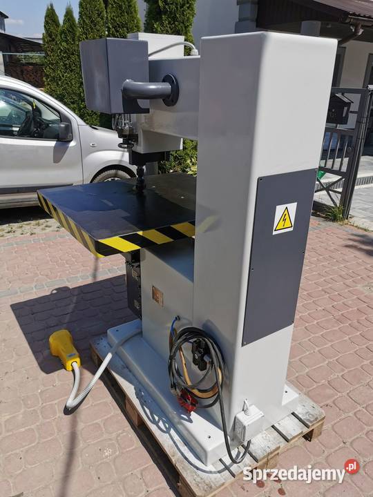 Frezarka górnowrzecionowa FG2S Czarna