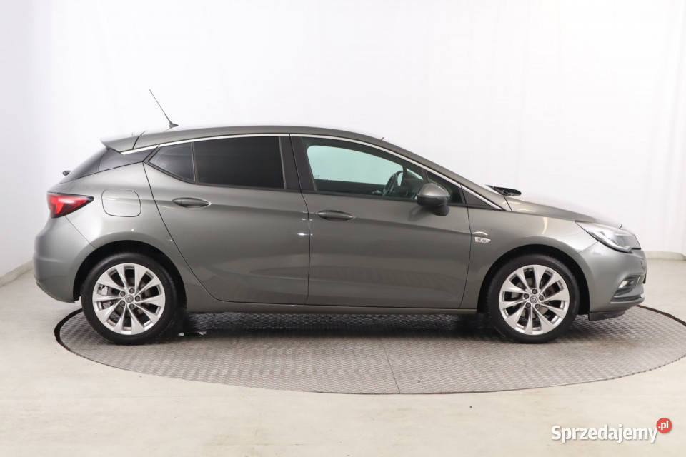 Opel Astra 14 T Zabrze