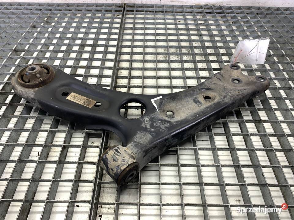 WAHACZ LEWY PRZÓD HYUNDAI i30 Hatchback osobowe