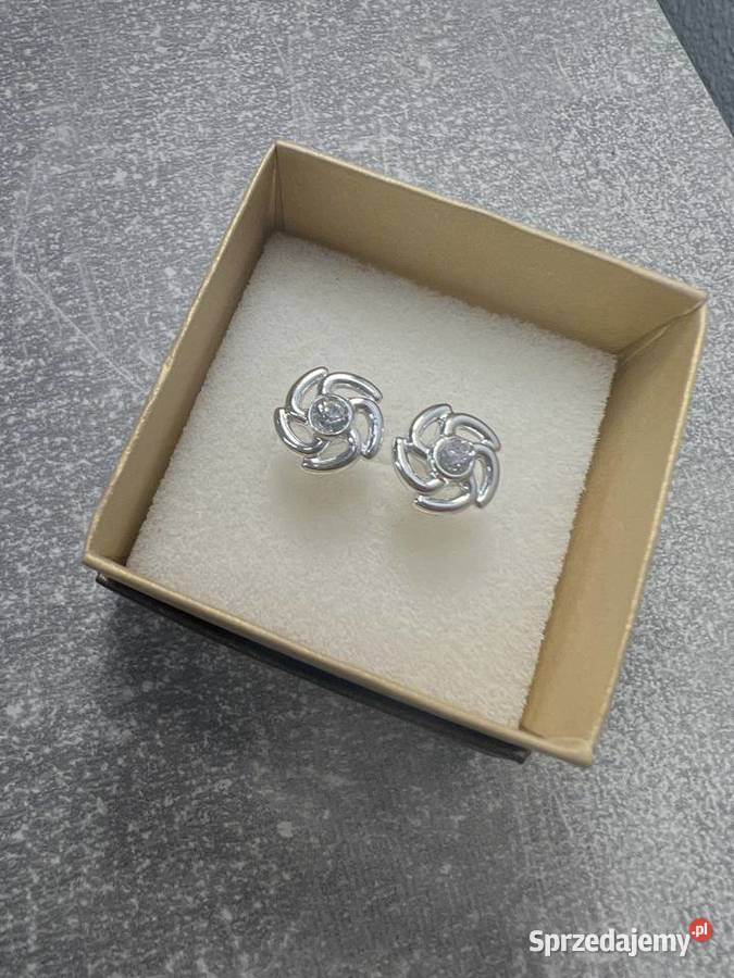 Kolczyki srebrne kwiaty Kolczyki Jasło