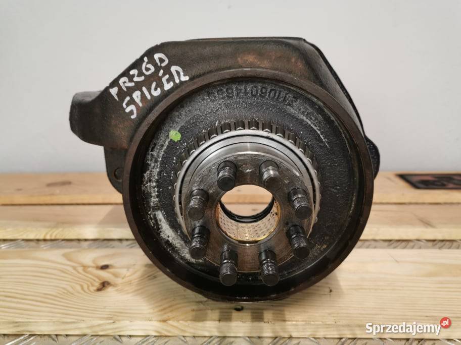 Zwrotnica Manitou MLT 62575H Spicer prawy przód Wilkowo