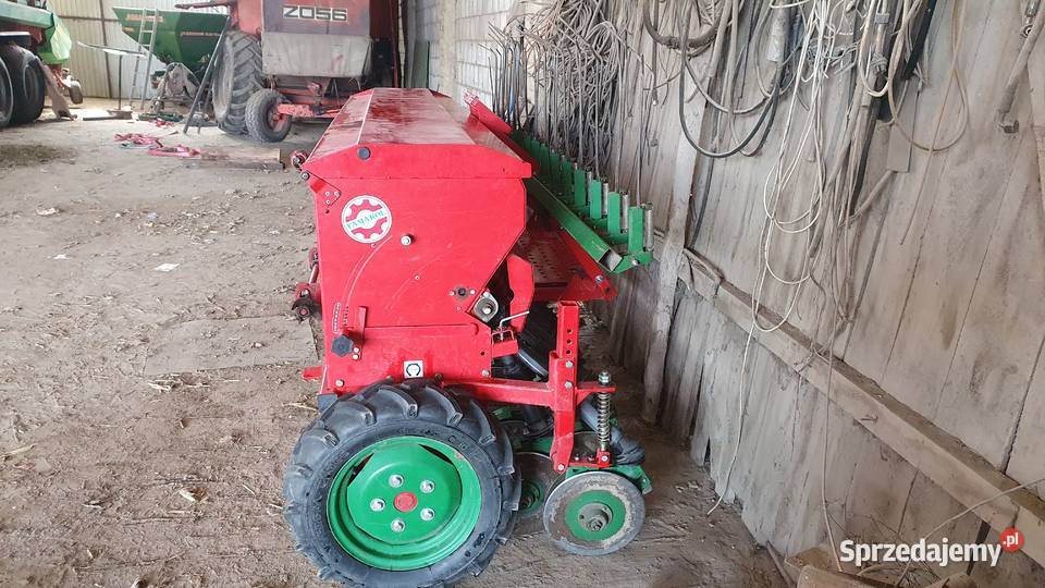 Siewnik Poznaniak nieuszkodzony