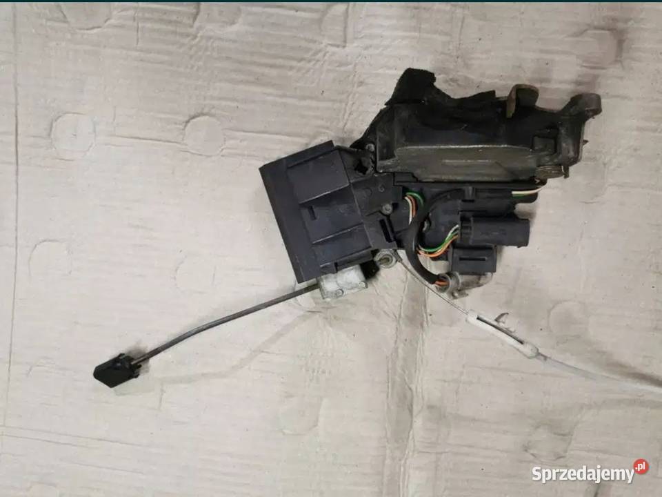 Zamek drzwi lewy prawy przód tył BMW E38 Żory sprzedam