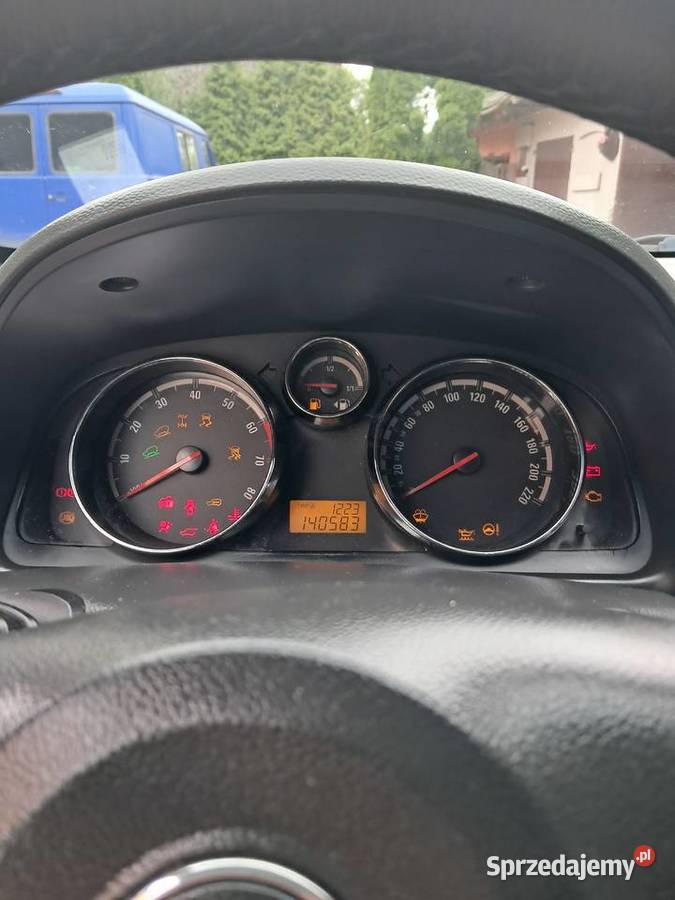 Opel Antara 24 Lpg 4x4 wolnosaacy Biskupia Wola sprzedam