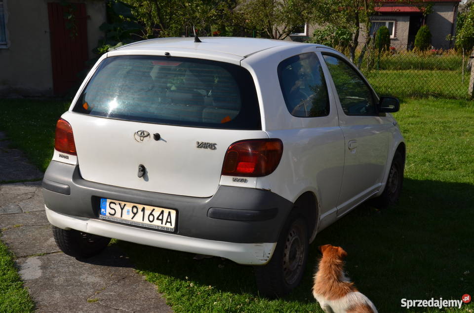 Sprzedam Toyotę Yaris ciężarowa VAT sprzedam