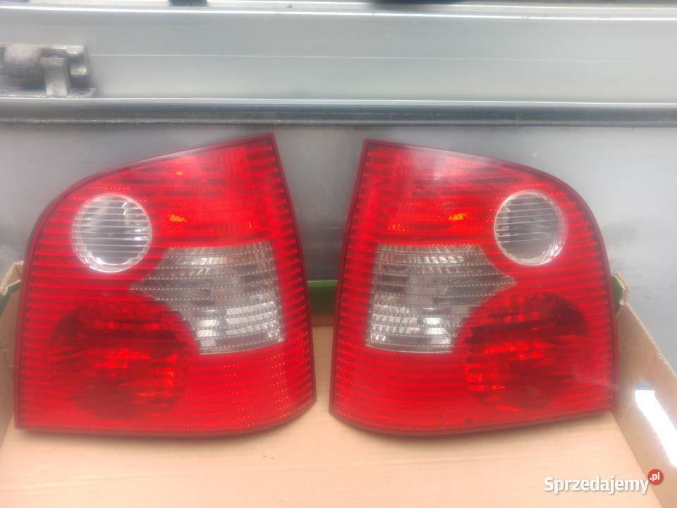 VW POLO 9N lampa lewa prawa 6Q6 945 258 A