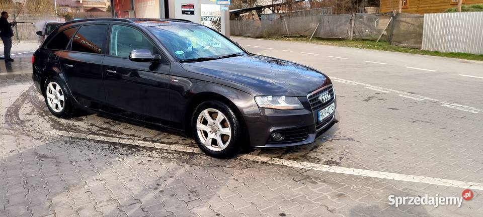 AUDI A4B8 AVANT 20 TDI SLINE Korczyna