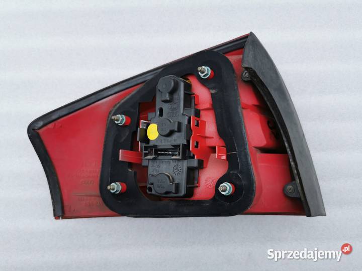 Lampa Prawy Tył Tylna Prawa Audi A6 C5 Sedan Oświetlenie Motoryzacja mazowieckie Wyszków