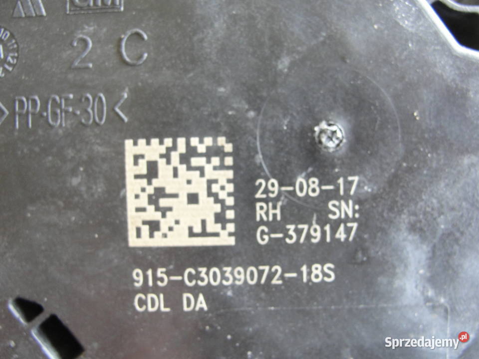 ZAMEK DRZWI PRAWY TYŁ OPEL ASTRA K 13598385