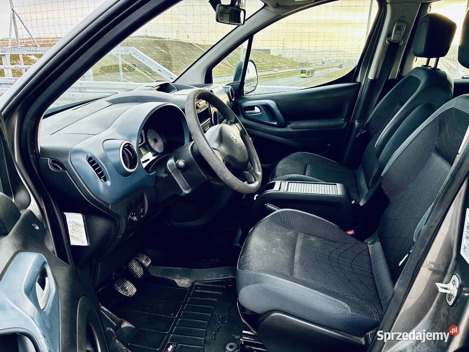 Bezwypadkowy serwisowany sprawna klimatyzacja 1560cm3 sprzedam