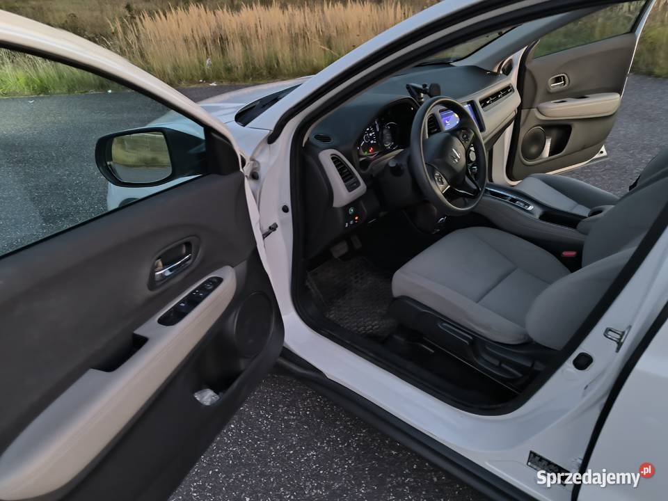 Honda HRV 18 AWD automat 4x4 Broniszew