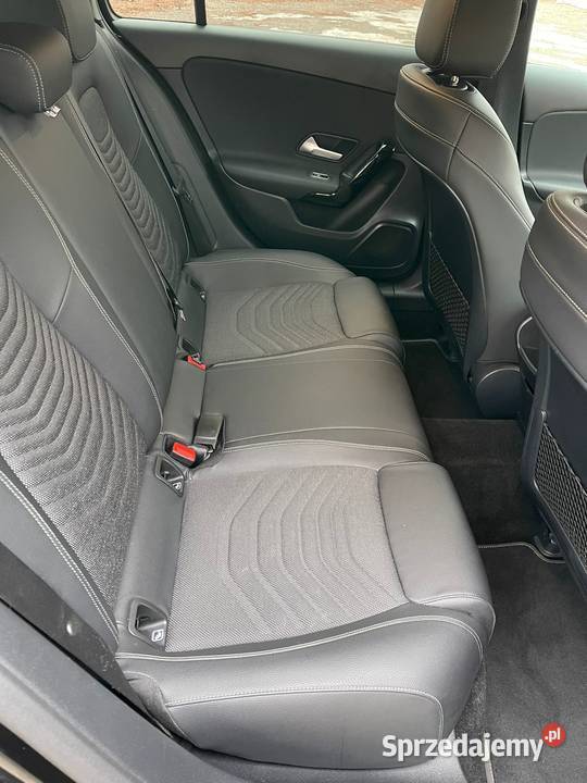 2020 MercedesBenz 180d SPORTBACK Rzeszów