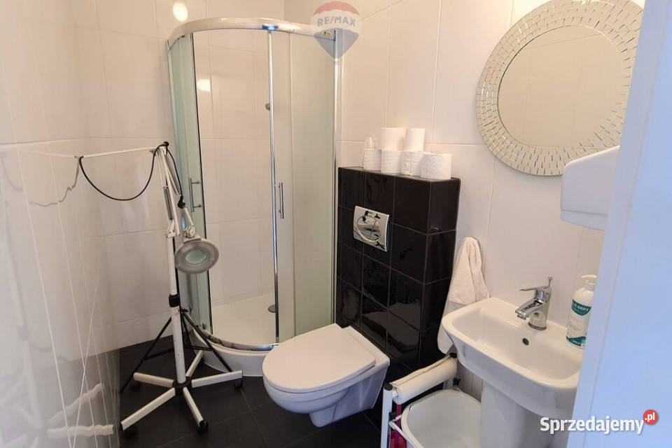 Ekonomiczny dom usługi świetna Kamionki