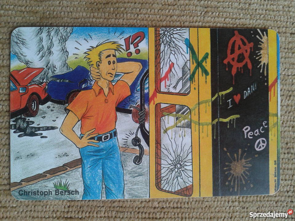 KRAKSA SAMOCHODOWA I ROZBITA BUDKA TELEFONICZNA Piszczac