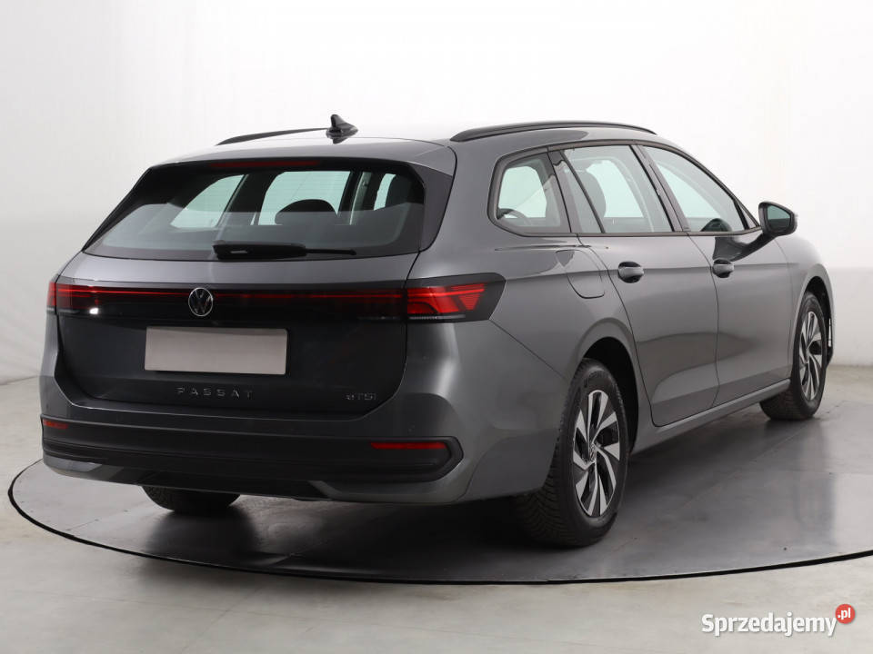 VW Passat 15 eTSI ACT benzyna Katowice sprzedam