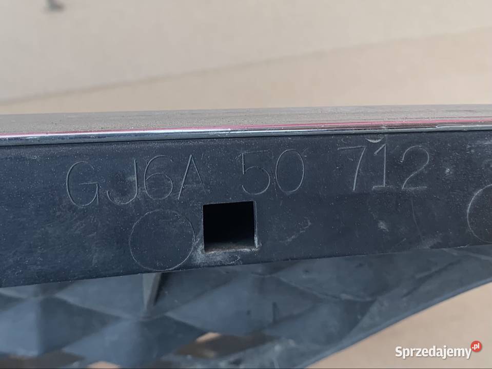 GJ6A 50 712 grill atrapa znaczek emblemat mazda Szczecin