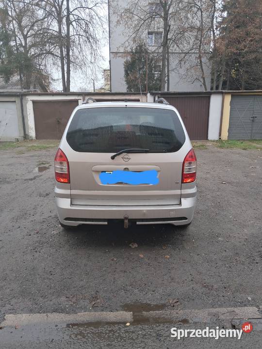 Sprzedam Opel Zafira uszkodzony Ostrowiec Świętokrzyski sprzedam