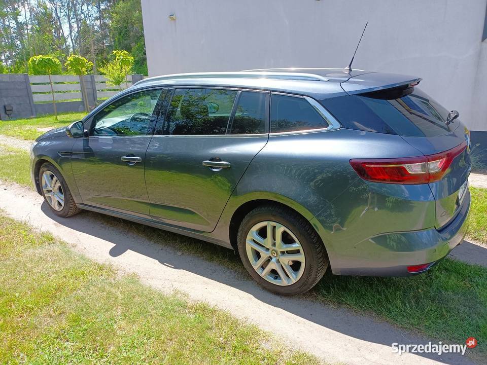 Sprzedam samochód osobowy marki Reno Megane 4