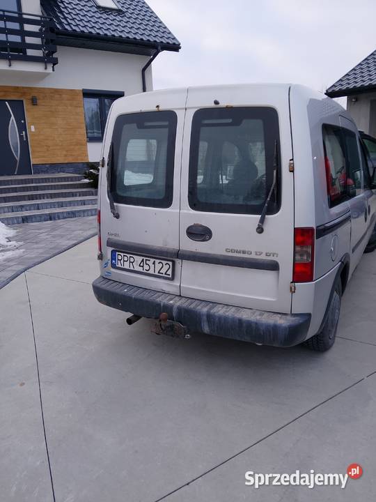 Opel combo 17 manualna Rzeszów