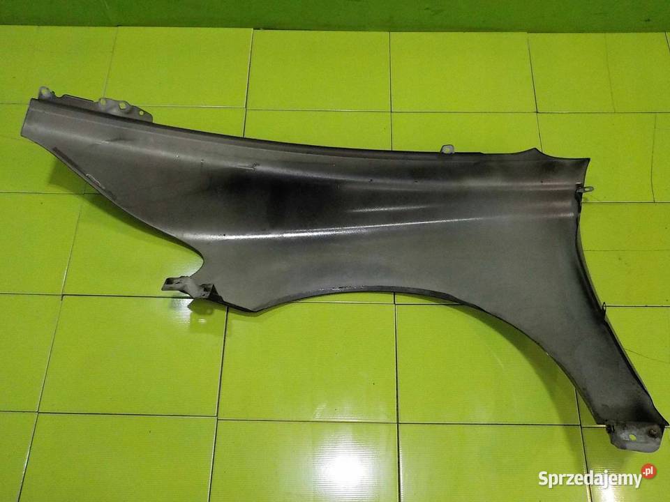 VOLVO C70 II 07r blotnik prawy przod Suków sprzedam