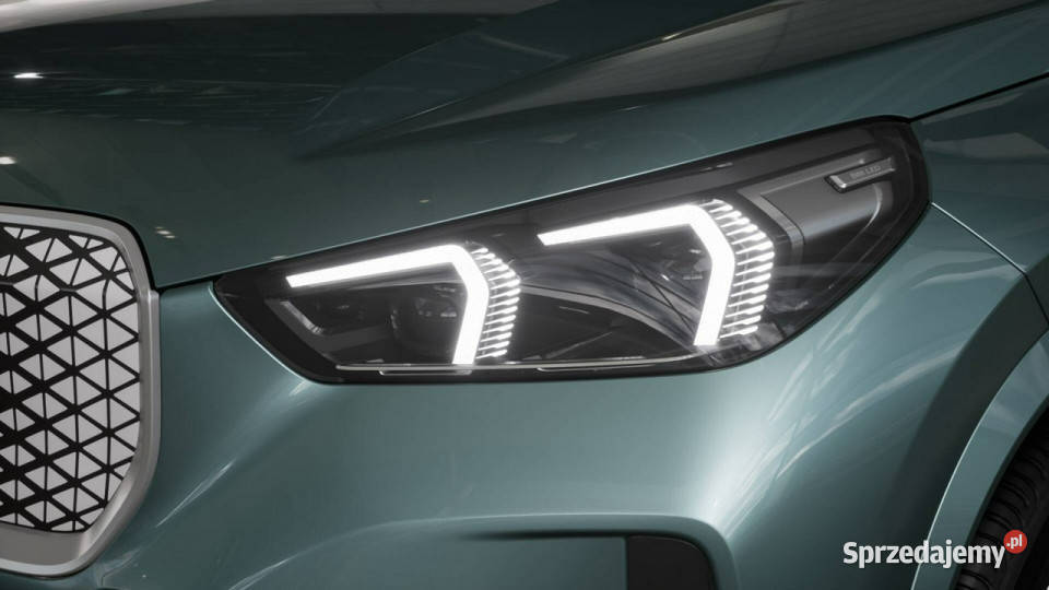 BMW iX1 iX1 eDrive20 światła do jazdy dziennej łódzkie Łódź