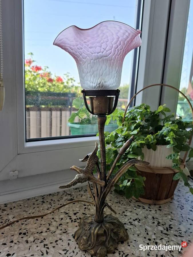 Lampka z różowym kloszem Lublin