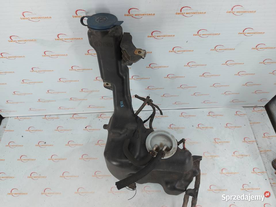 MERCEDES W212 11r zbiorniczek spryskiwaczy osobowe Kielce