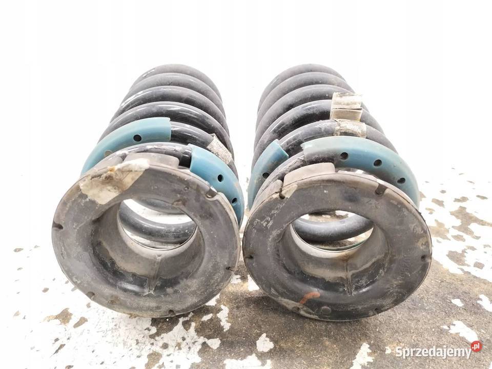 SPRĘŻYNY TYŁ LEWA PRAWA KOMPLET Jeep Grand sprzedam