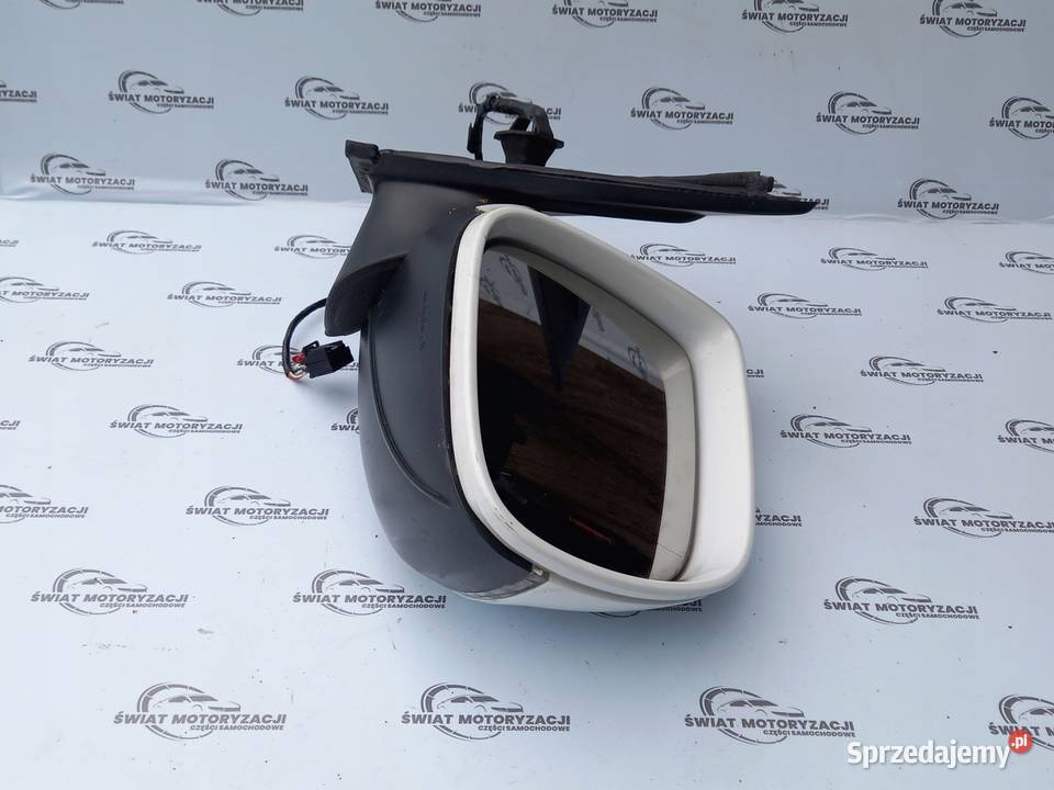 AUDI Q5 8R lusterko prawe 8R0867368 ANGLIK