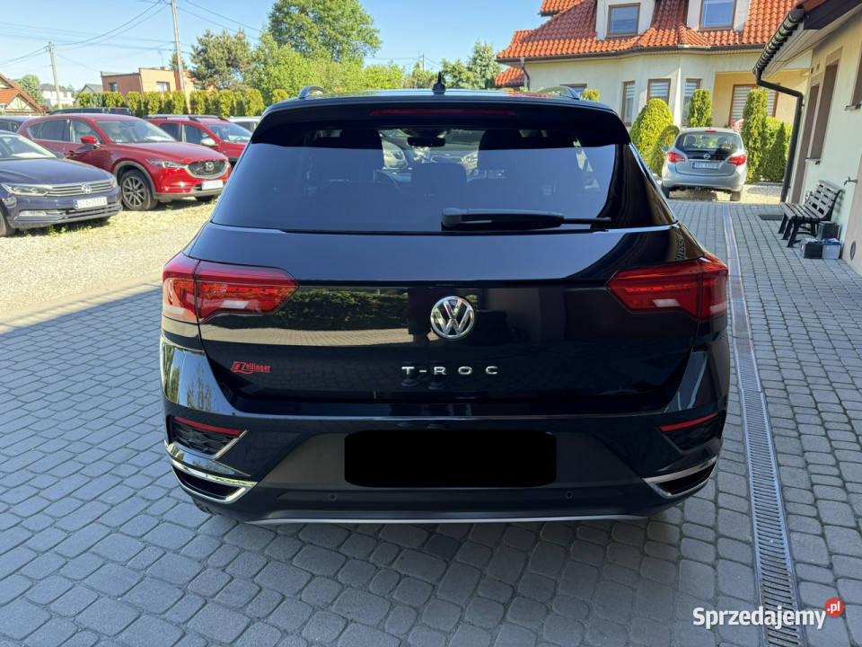 Volkswagen TRoc 15 TSI 150 Klima Navi Ledy elektryczne lusterka Orzech