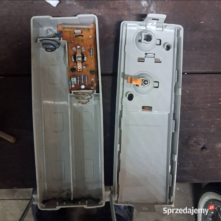 Lampa ostrzegawcza Hella