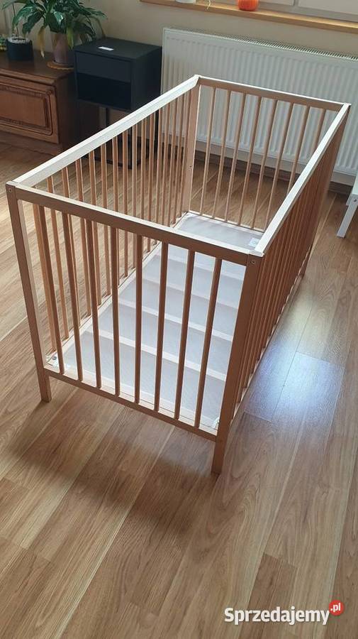 Drewniane łóżeczko Gnieżdżewo