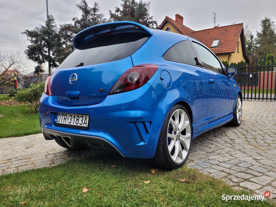 Opel Corsa OPC bogate wyposażenie Rok produkcji 2009