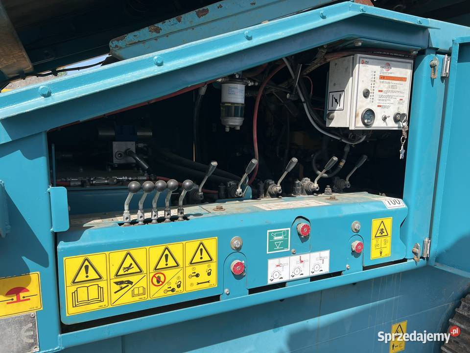 Przesiewacz Powerscreen Warrior 1400 Rok produkcji 2012 Zator