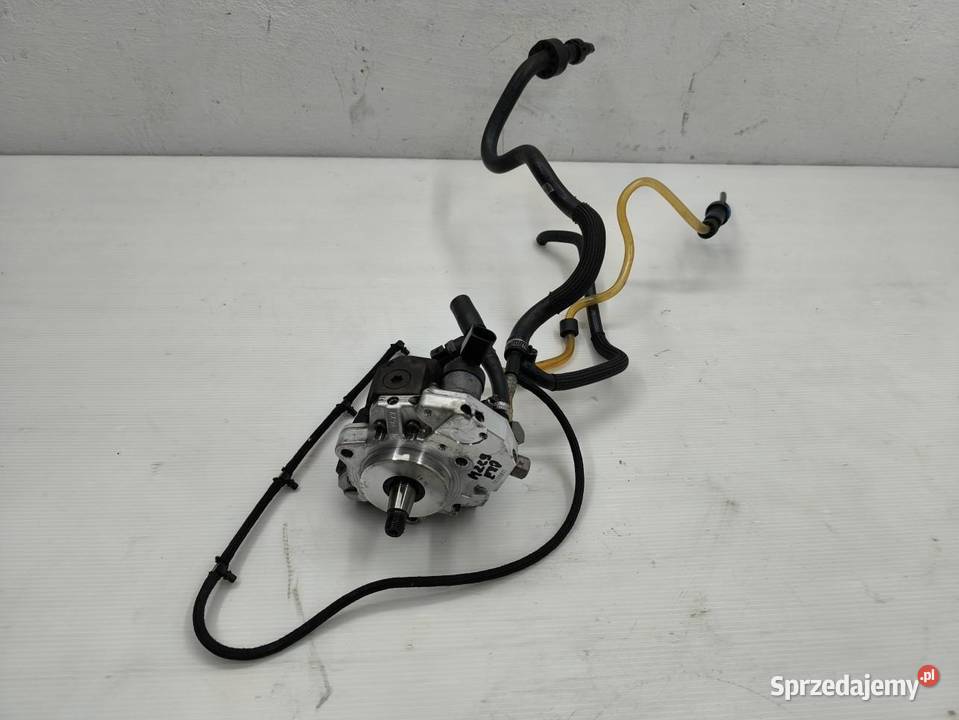 POMPA WTRYSKOWA PALIWA BMW E90 E91 20D 150 osobowe Motoryzacja