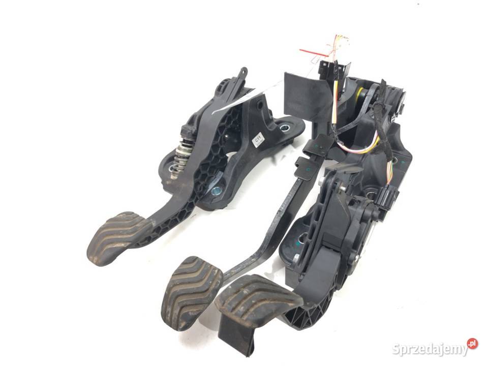 PEDAŁY MANUAL DACIA DUSTER 180108467R 15 116 osobowe