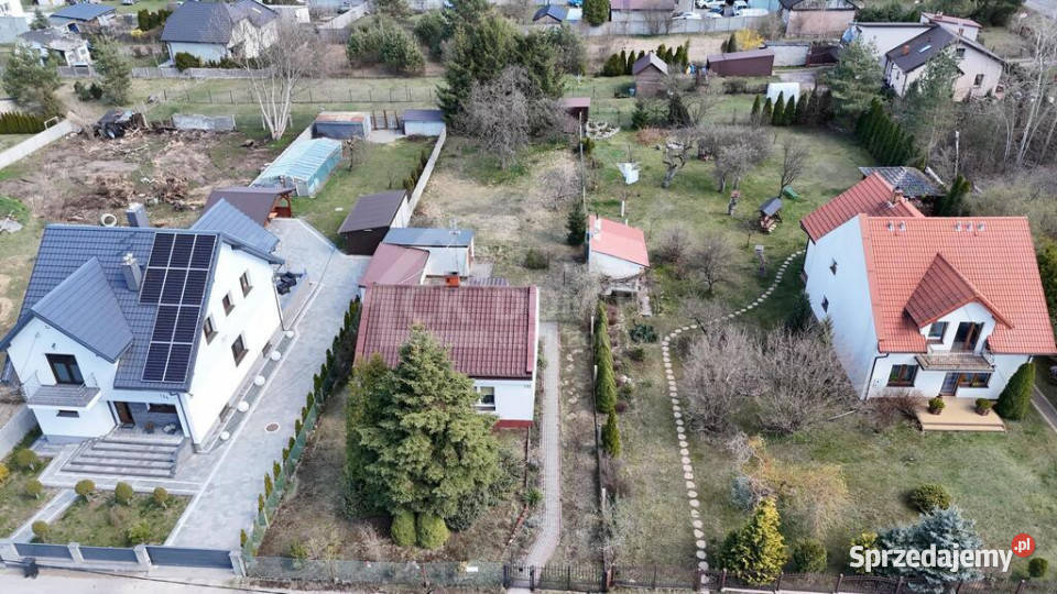 Dom Kielce Biesak działka 901m2 Liczba pokoi 2