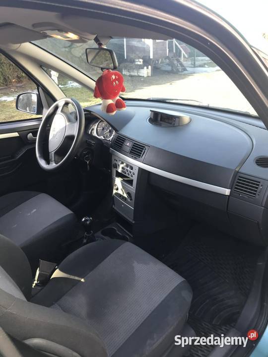 Opel Meriva hatchback Brusy