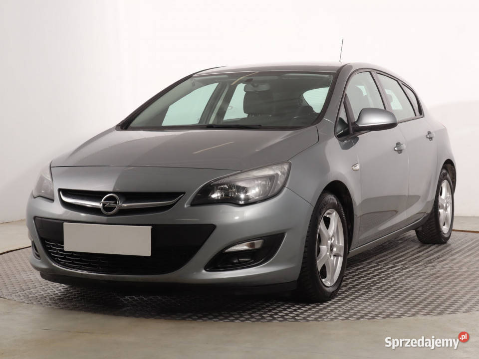 Opel Astra 14 T Rok produkcji 2013